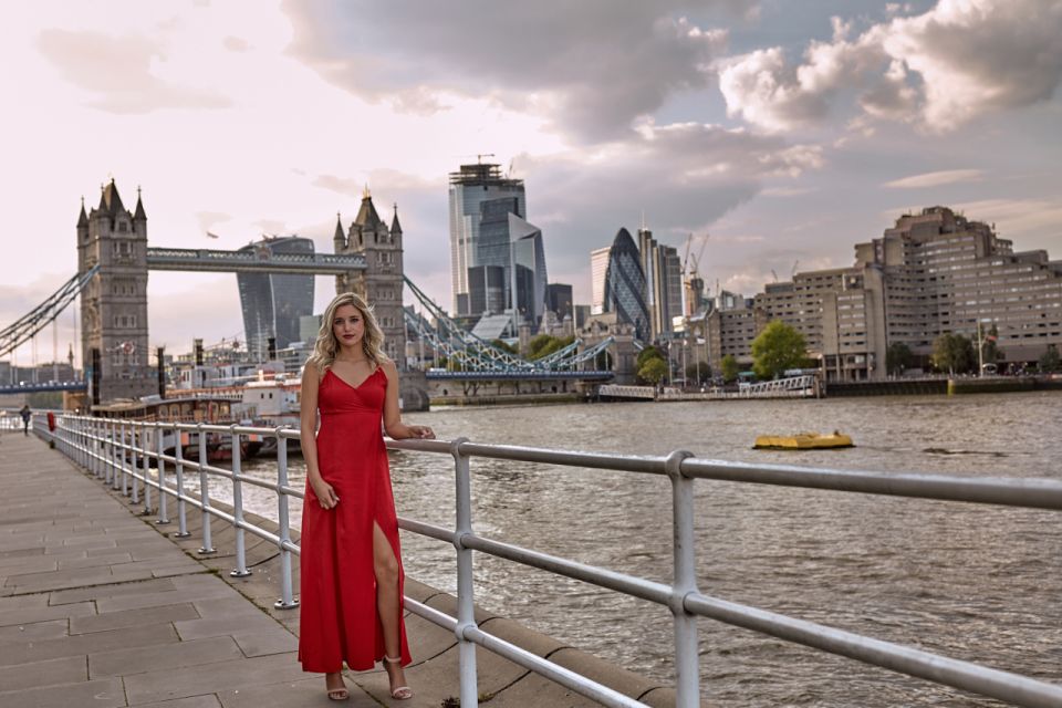 London: 60 Min PRIVATE Professional Travel Photo Shoot - Accessibility and Availability