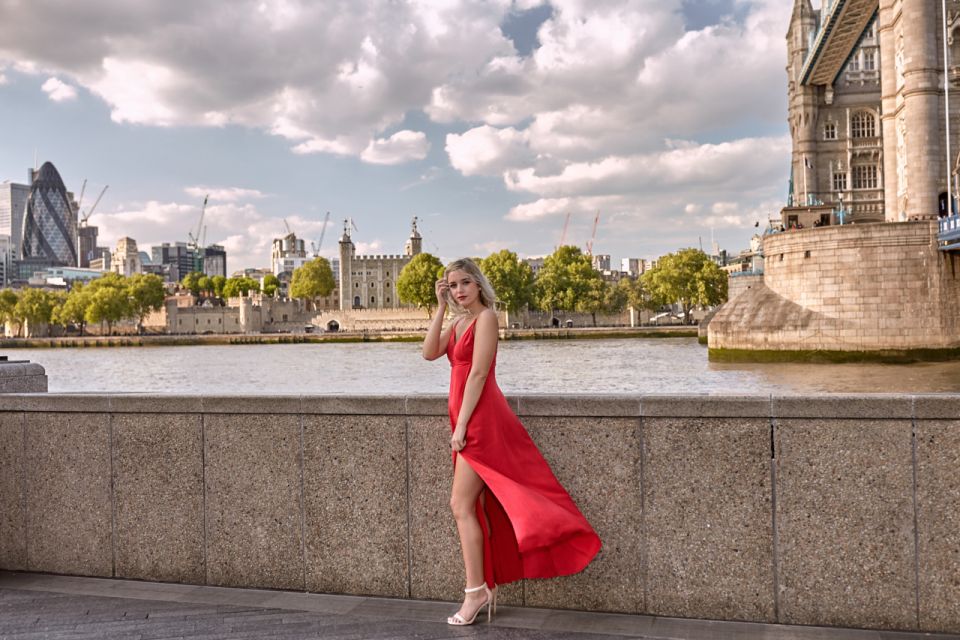 London: 60 Min PRIVATE Professional Travel Photo Shoot - Capturing Memories