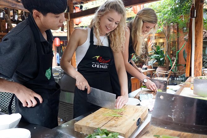 Half-Day Chengdu Cooking Class With Local Market Visit - Key Takeaways