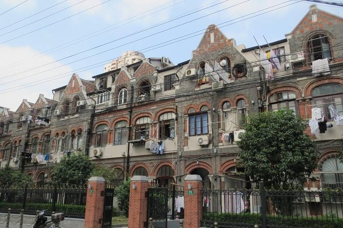 3-Hour Private Tour to Jewish Ghetto and Shanghai Bund - Tour Highlights