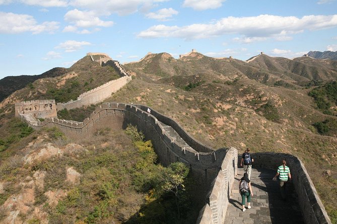 Great Wall Hiking Day Tour to Jinshanling - Tour Inclusions