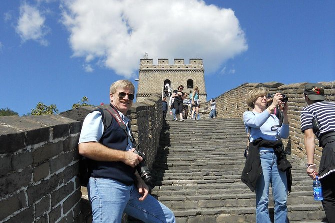 Private Beijing Day Trip: Mutianyu Great Wall and Ming Tombs - Guide Expertise and Engagement