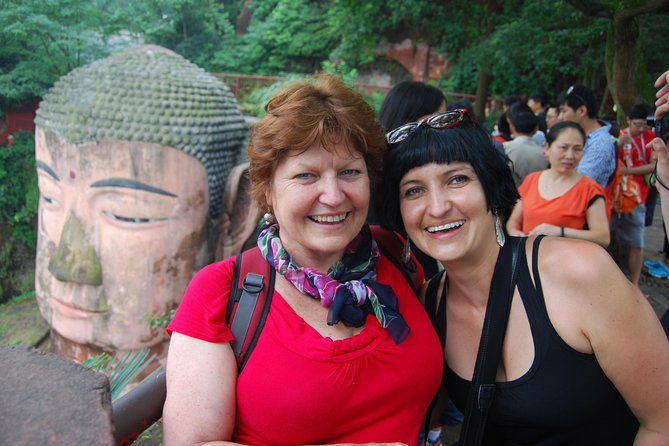 Private Leshan Giant Buddha and Local Food Tasting Trip - Booking and Cancellation Policy