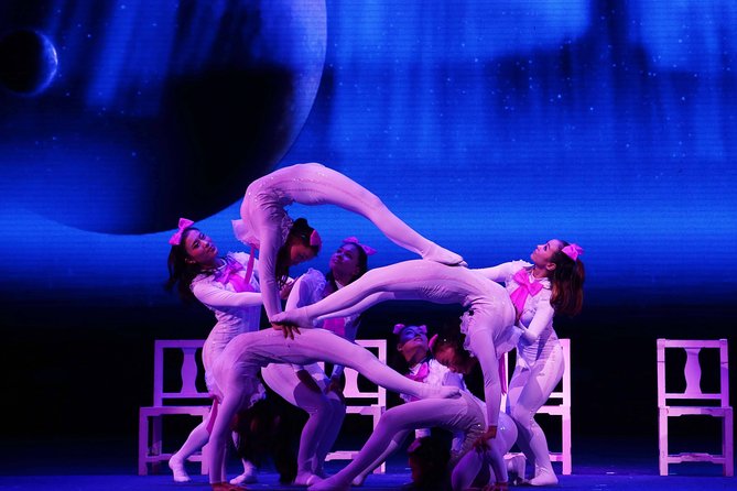 Beijing Roast Duck Banquet and Acrobatics Show With VIP Seats Evening Tour - Tour Highlights