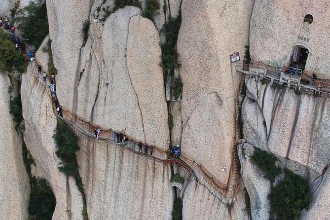 Private Day Tour of Mt. Huashan With Round-Trip Cable Car From Xian - Tour Overview and Itinerary