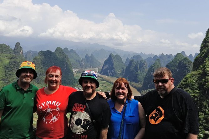 1-Day Guilin Tour to Reed Flute Cave, Xianggong Hill, Bamboo Boat and Night Show - Wrap Up