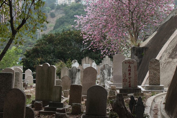 Hong Kong Private Guided Cemeteries Tour  - Hong Kong SAR - Key Takeaways