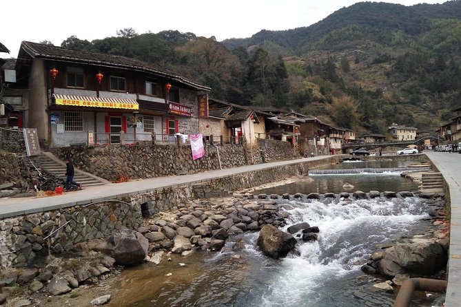 Private Day Tour to Tianluokeng Tulou From Xiamen Including Lunch - Tour Highlights