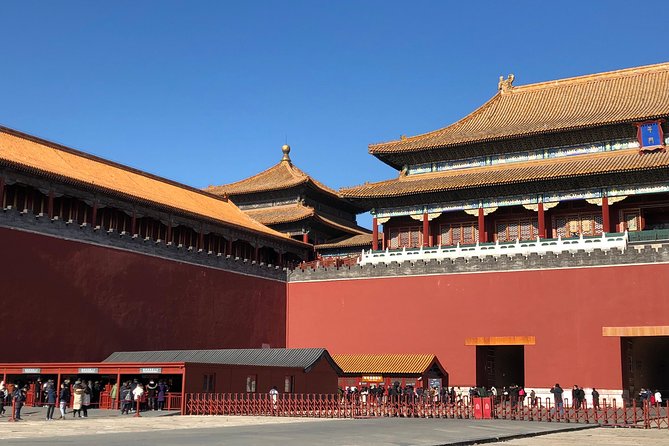 T–Square, Forbidden City and Mutianyu Great Wall All Inclusive Private Tour