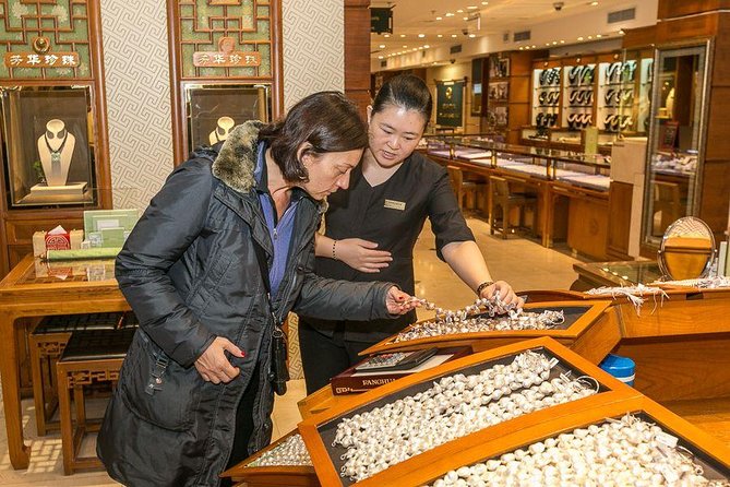 Private Beijing Markets Tour With Tea Tasting at Hongqiao Pearl Market - Customization Options