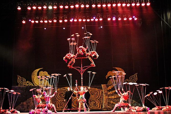 Beijing Chaoyang Acrobat Show VIP Seat And Quanjude Peking Duck Dinner - Tips for a Memorable Experience