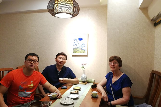 6-Hour Private Chengdu City Walking Tour With Tea Tasting - Tour Highlights