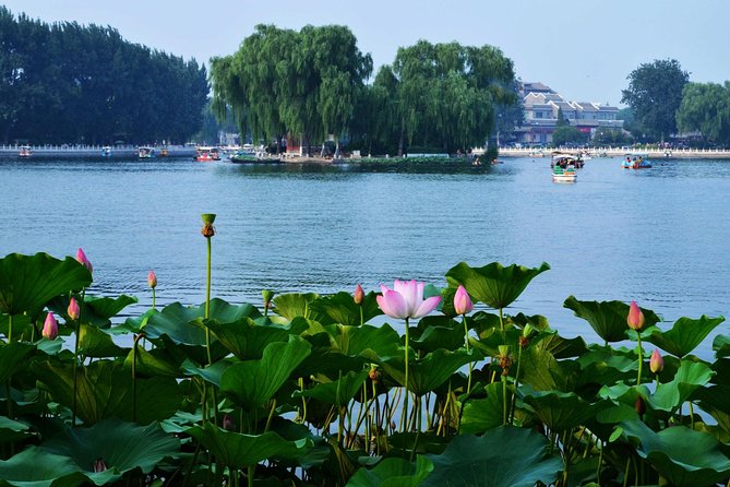 Private Half-Day Beijing Tour: Forbidden City and Houhai Lake Bike Tour