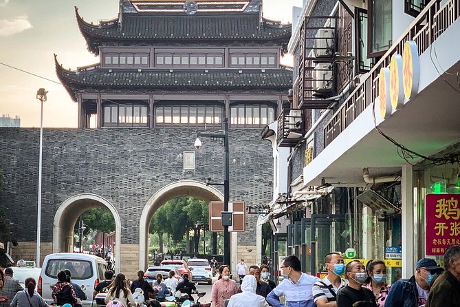 Suzhou Alleyway Walking Food Tour - Cultural Experiences