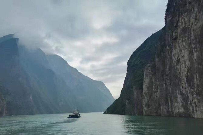 Yangtze River Cruise From Yichang to Chongqing Upstream in 5 Days 4 Nights - Key Takeaways